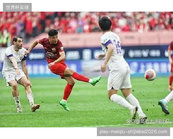 穆斯卡特战术受阻，上海海港主场被天津津门虎顽强逼平。